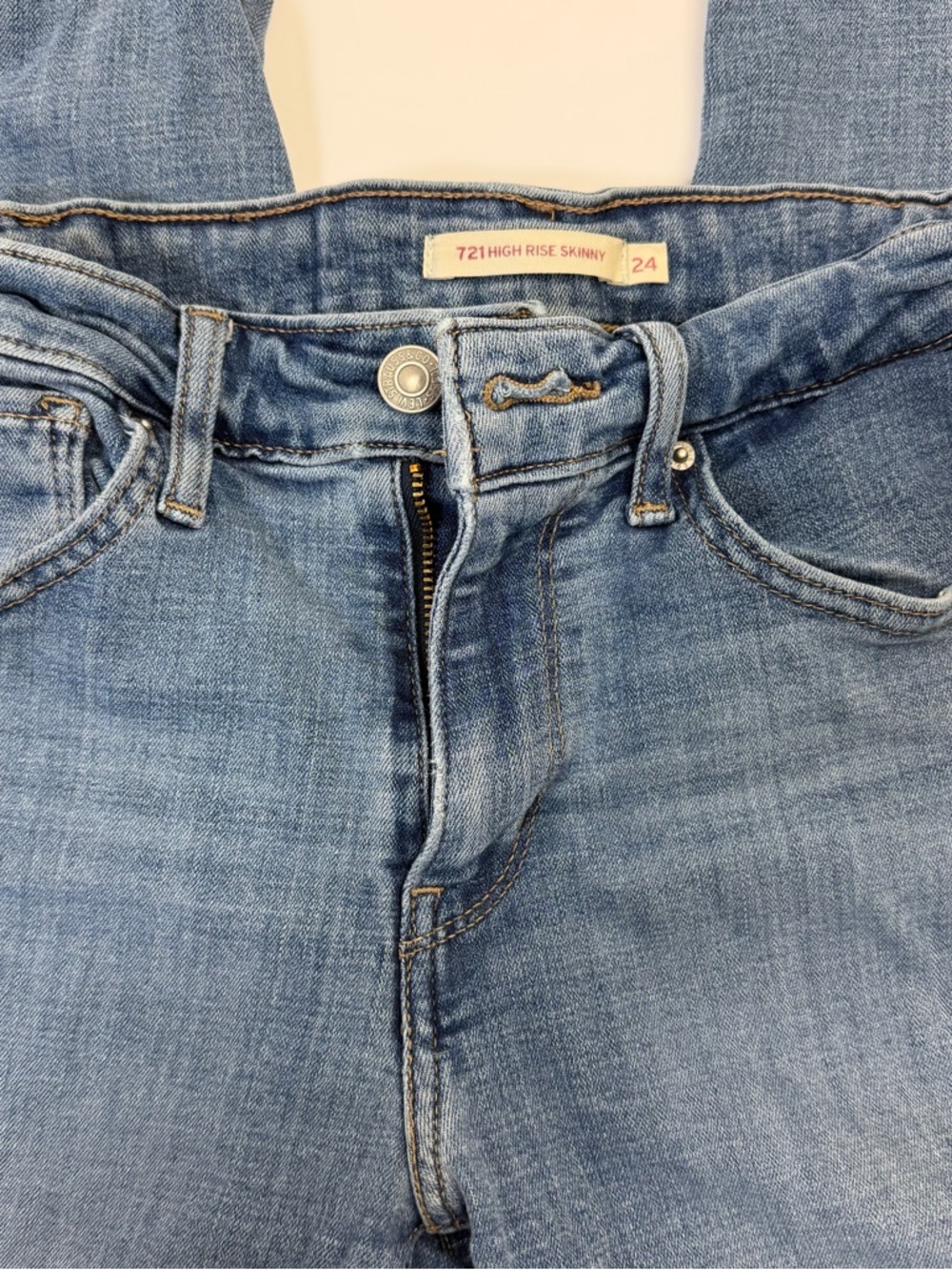 Levi's Light Blue High-Rise Skinny Jeans